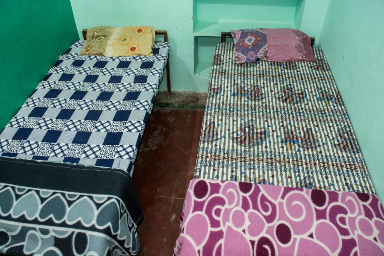 A Pousada 12 Monks Backpackers Community Pushkar Exterior foto
