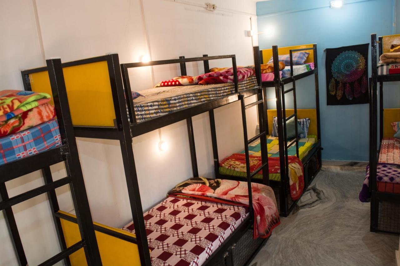 A Pousada 12 Monks Backpackers Community Pushkar Exterior foto