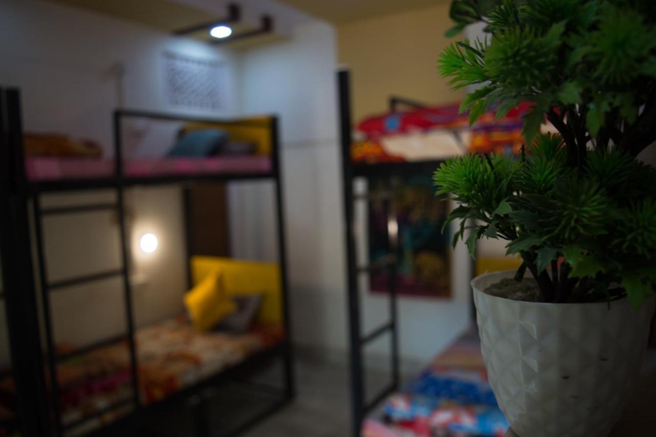 A Pousada 12 Monks Backpackers Community Pushkar Exterior foto