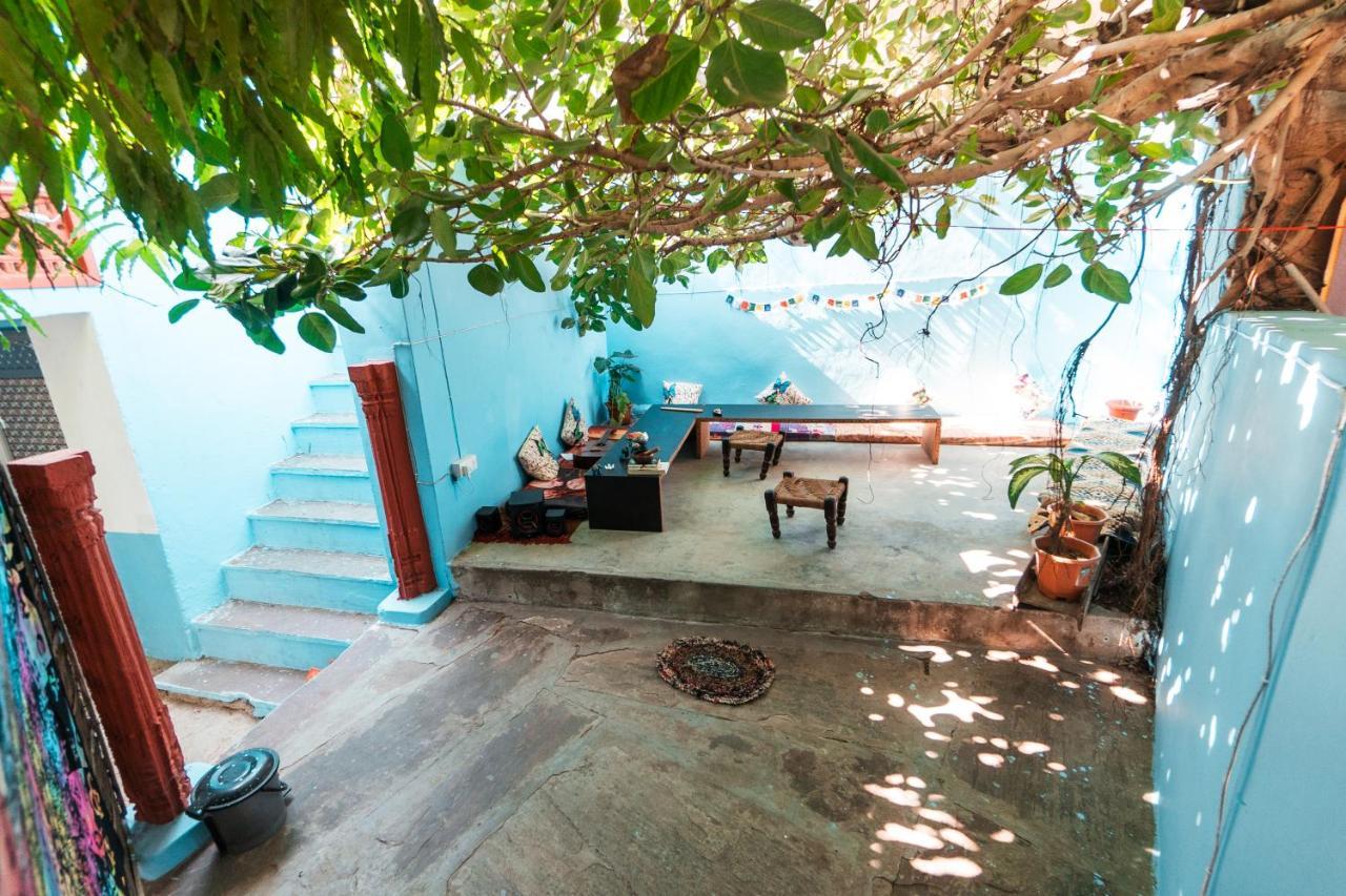 A Pousada 12 Monks Backpackers Community Pushkar Exterior foto